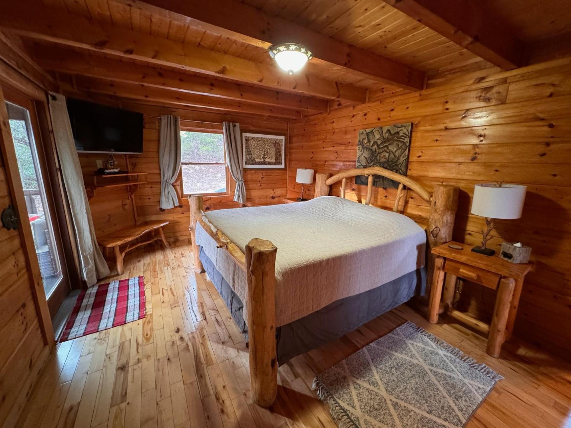 Smoky Paws - Exceptional Cabin, Stunning Mountain Views, Hot Tub, Tranquil, Gigabit Internet, Free L2 Ev Pigeon Forge Esterno foto