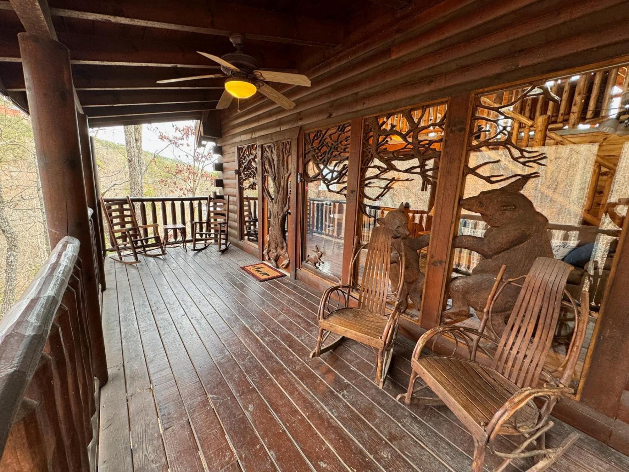 Smoky Paws - Exceptional Cabin, Stunning Mountain Views, Hot Tub, Tranquil, Gigabit Internet, Free L2 Ev Pigeon Forge Esterno foto