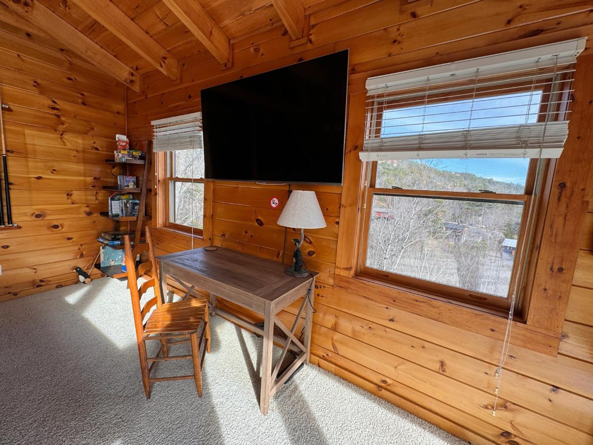 Smoky Paws - Exceptional Cabin, Stunning Mountain Views, Hot Tub, Tranquil, Gigabit Internet, Free L2 Ev Pigeon Forge Esterno foto