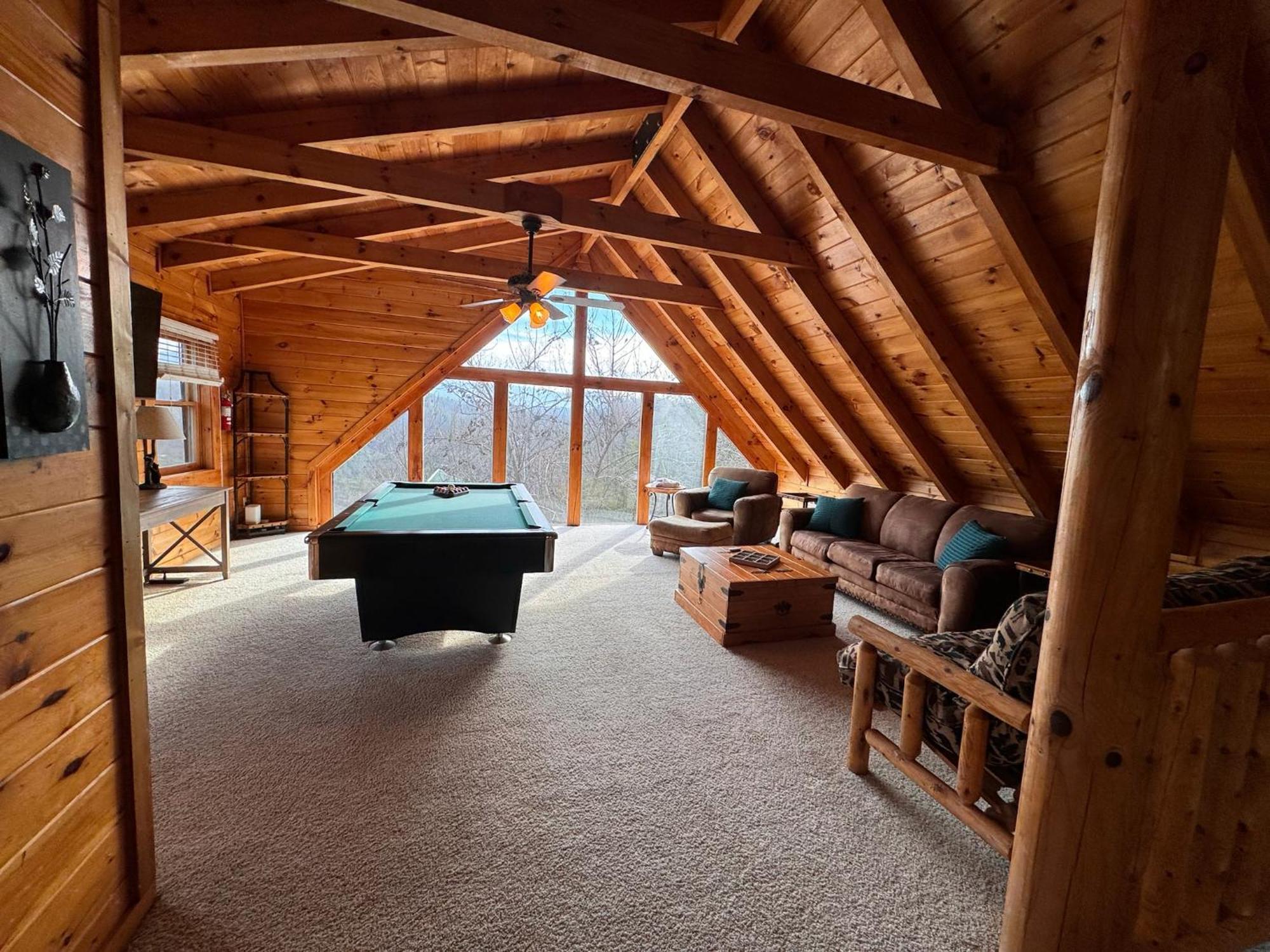 Smoky Paws - Exceptional Cabin, Stunning Mountain Views, Hot Tub, Tranquil, Gigabit Internet, Free L2 Ev Pigeon Forge Esterno foto